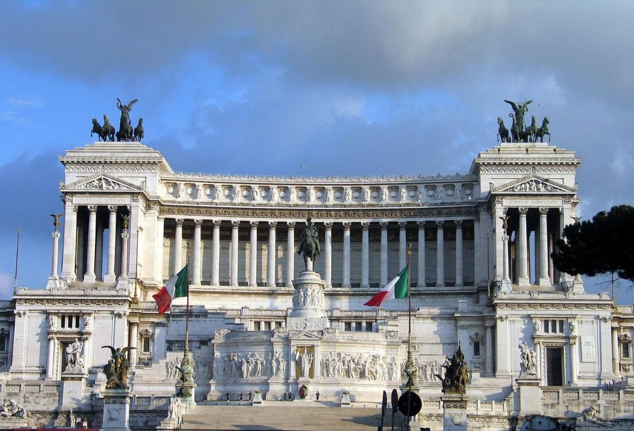 Colosseum Lovely Apartment Рим Экстерьер фото